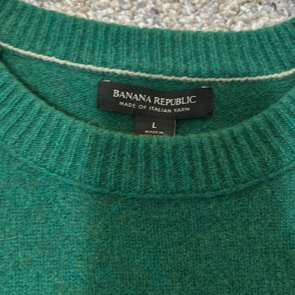 Banana republic green sweater